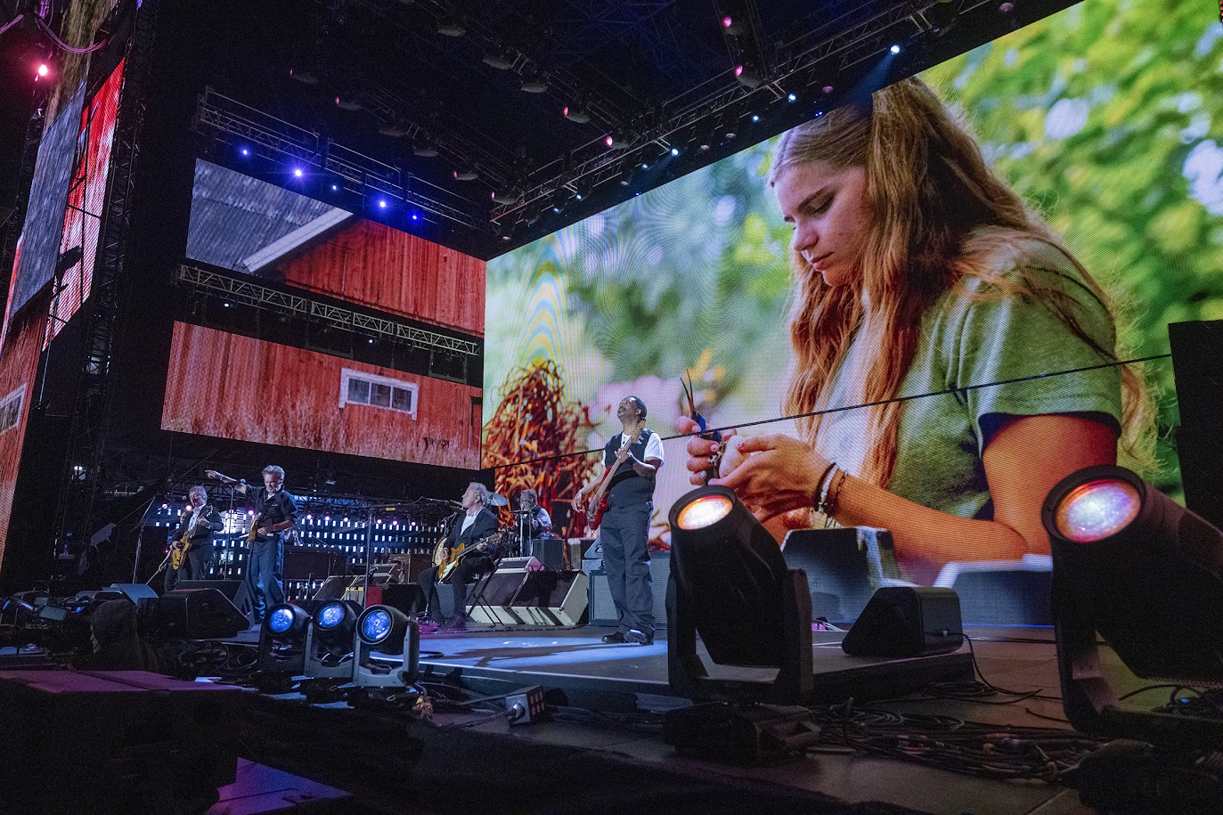 Farm Aid 40 Mellencamp 3 {Rustic Roots Farm-Scott Streble Photography}.jpg